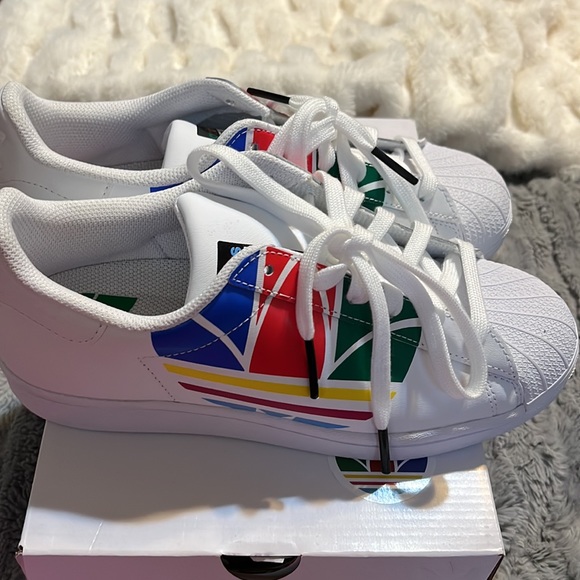 Adidas Footwear - Picture 2 of 8